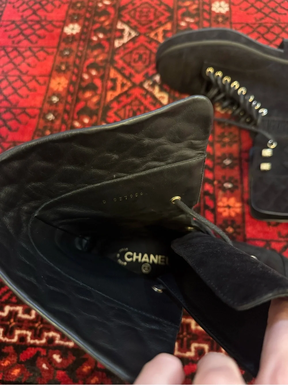 CHANEL questions leave